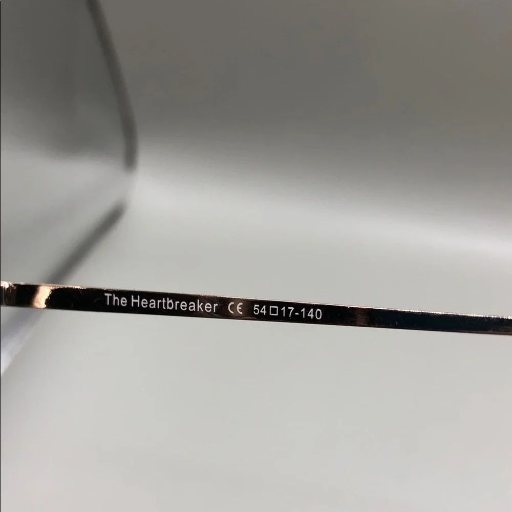 Prive Revaux - The Heartbreaker Cutout Cat-Eye Frame Round Lens Sunglasses